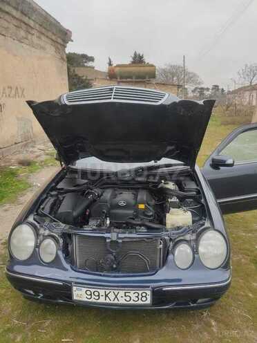 Mercedes E 240 2000, 320,000 km - 2.4 l - Bakı