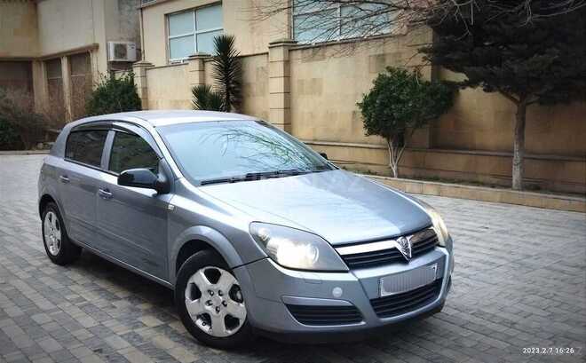 Opel Astra 2006, 283,000 km - 1.3 l - Bakı