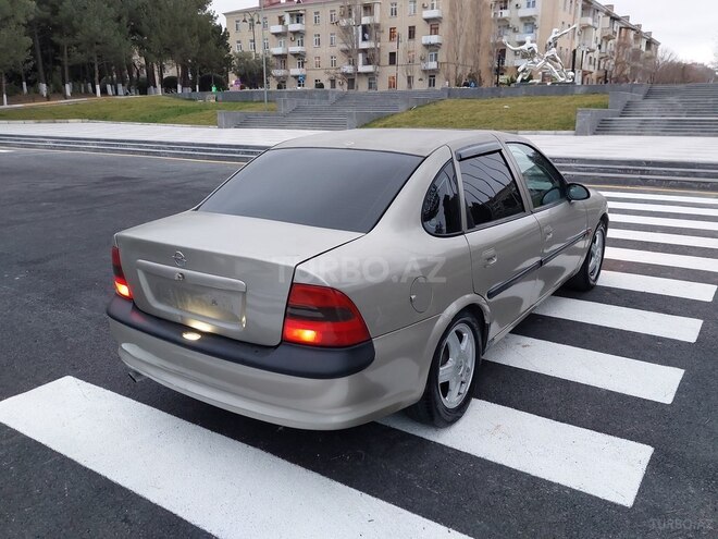 Opel Vectra 1996, 291,809 km - 1.8 л - Sumqayıt