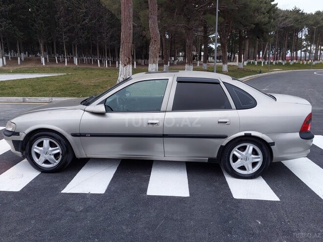 Opel Vectra 1996, 291,809 km - 1.8 л - Sumqayıt