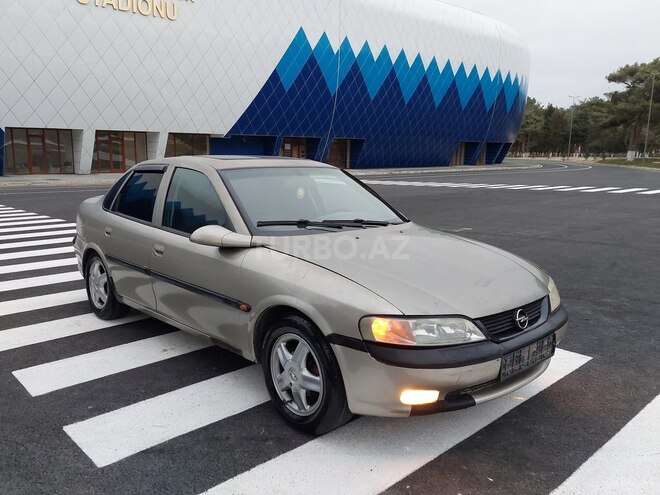 Opel Vectra 1996, 291,809 km - 1.8 л - Sumqayıt