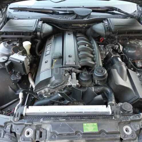 BMW 528 1999, 352,746 km - 2.8 л - Bakı