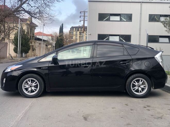 Toyota Prius 2011, 178,000 km - 1.8 l - Bakı