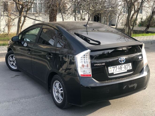 Toyota Prius 2011, 178,000 km - 1.8 l - Bakı