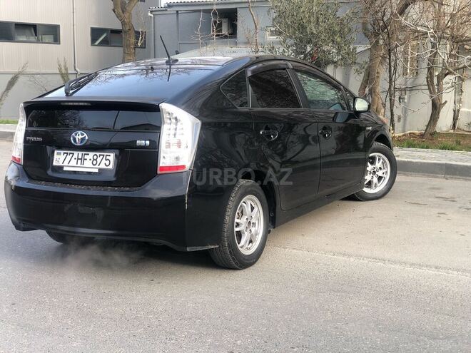 Toyota Prius 2011, 178,000 km - 1.8 l - Bakı