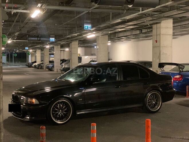 BMW 528 2000, 293,000 km - 2.8 l - Bakı