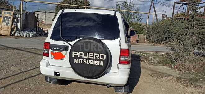 Mitsubishi Pajero io 1999, 283,200 km - 2.0 l - Bakı