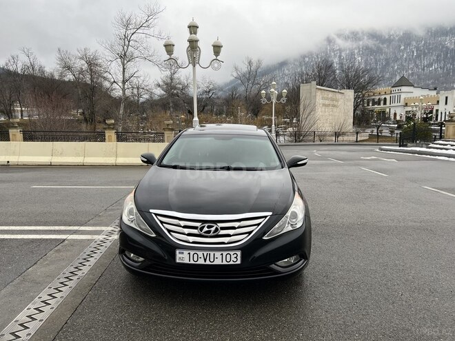 Hyundai Sonata 2013, 136,794 km - 2.0 л - Qəbələ