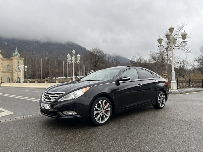 Hyundai Sonata 2013, 136,794 km - 2.0 л - Qəbələ