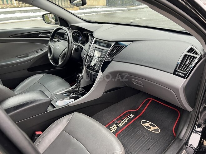 Hyundai Sonata 2013, 136,794 km - 2.0 л - Qəbələ