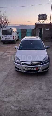 Opel Astra 2010, 110,000 km - 1.4 л - Sumqayıt