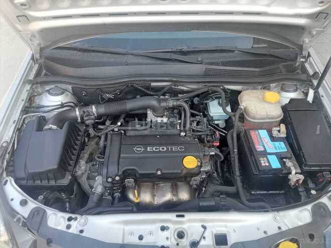 Opel Astra 2010, 110,000 km - 1.4 л - Sumqayıt