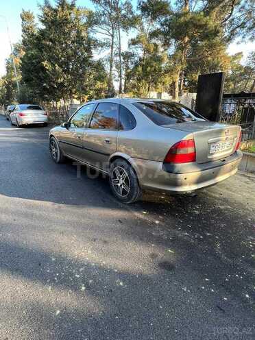 Opel Vectra 1997, 395,000 km - 2.0 l - Bakı