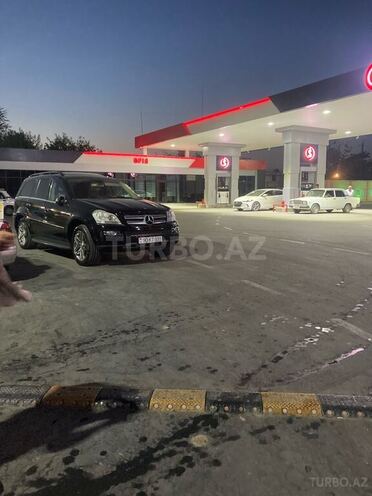 Mercedes GL 550 2008, 122,000 km - 5.5 l - Bakı