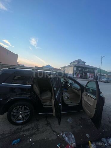Mercedes GL 550 2008, 122,000 km - 5.5 l - Bakı