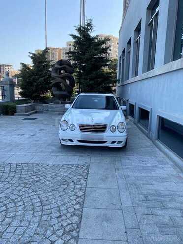 Mercedes E 240 2001, 282,000 km - 2.6 л - Bakı