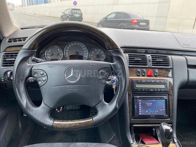 Mercedes E 240 2001, 282,000 km - 2.6 л - Bakı