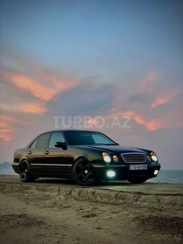 Mercedes E 320 2000, 350,000 km - 3.2 л - Bakı