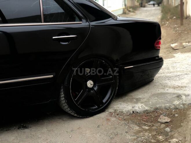 Mercedes E 320 2000, 350,000 km - 3.2 л - Bakı