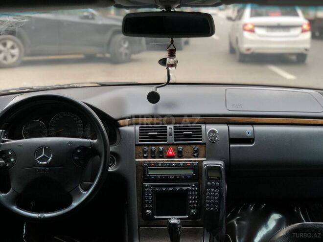 Mercedes E 320 2000, 350,000 km - 3.2 л - Bakı