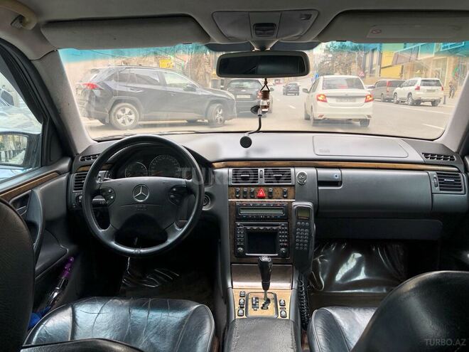 Mercedes E 320 2000, 350,000 km - 3.2 л - Bakı