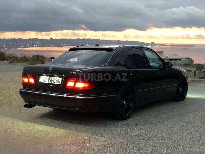 Mercedes E 320 2000, 350,000 km - 3.2 л - Bakı