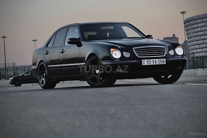 Mercedes E 320 2000, 350,000 km - 3.2 л - Bakı