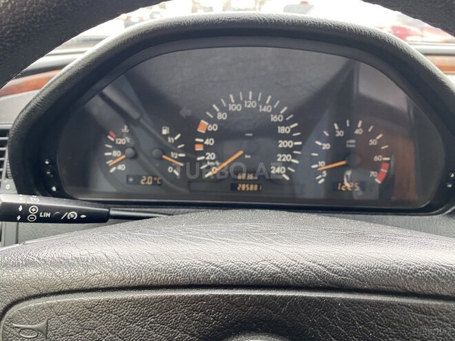 Mercedes C 180 1999, 285,882 km - 1.8 л - Bakı