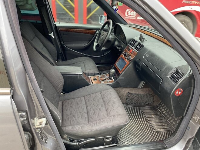 Mercedes C 180 1999, 285,882 km - 1.8 л - Bakı