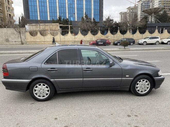Mercedes C 180 1999, 285,882 km - 1.8 л - Bakı