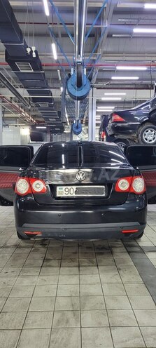 Volkswagen Jetta 2007, 300,000 km - 1.6 л - Bakı