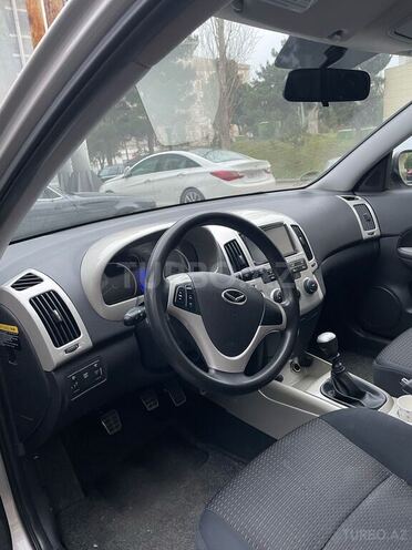 Hyundai i30 2008, 241,000 km - 1.4 l - Bakı