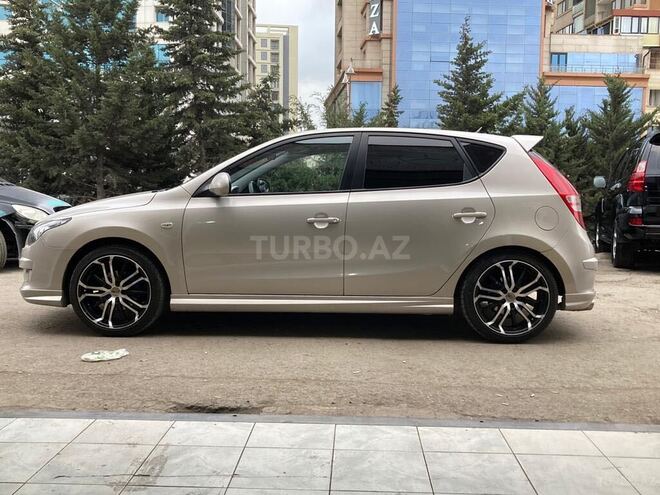 Hyundai i30 2008, 241,000 km - 1.4 l - Bakı