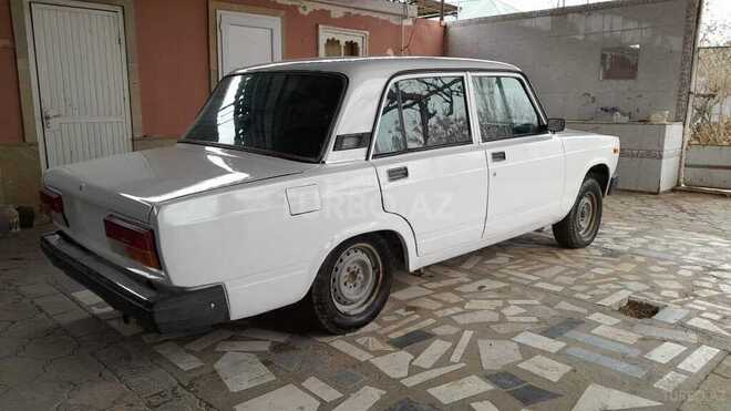 LADA (VAZ) 2107 2003, 200,000 km - 1.6 л - Şirvan