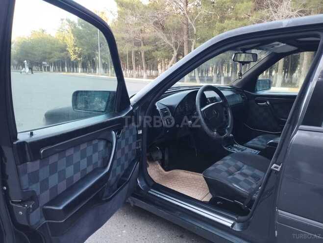 Mercedes C 220 1995, 341,000 km - 2.2 l - Sumqayıt