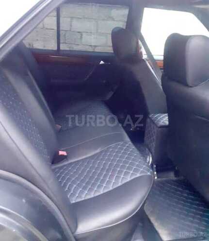 Mercedes E 220 1993, 344,000 km - 2.2 l - Sumqayıt