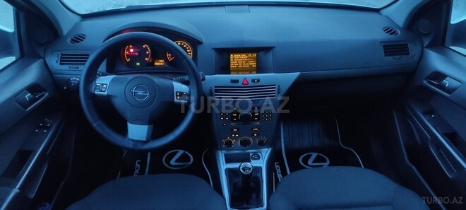 Opel Astra 2010, 200,332 km - 1.3 l - Bakı