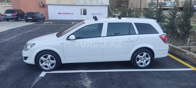 Opel Astra 2010, 200,332 km - 1.3 l - Bakı
