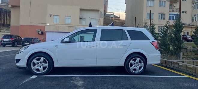 Opel Astra 2010, 200,332 km - 1.3 l - Bakı