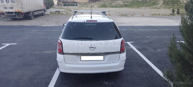 Opel Astra 2010, 200,332 km - 1.3 l - Bakı