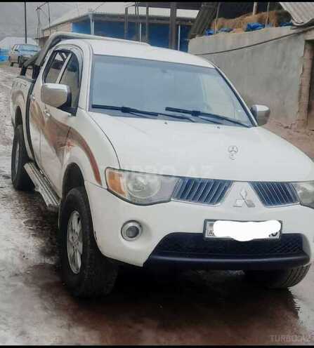 Mitsubishi L200 2007, 345,000 km - 2.5 л - Bakı