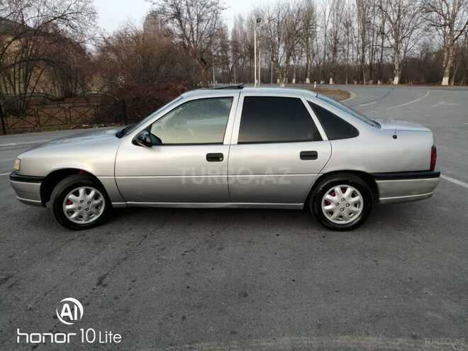 Opel Vectra 1994, 584,644 km - 1.8 l - Zaqatala