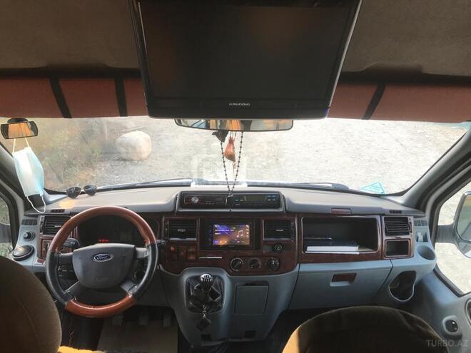 Ford Transit 2012, 250,000 km - 2.4 л - Quba