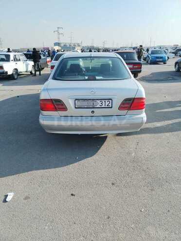 Mercedes E 240 1998, 380,000 km - 2.4 l - Kürdəmir