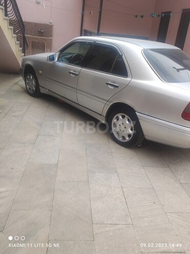 Mercedes C 220 1995, 360,000 km - 2.2 л - Bakı