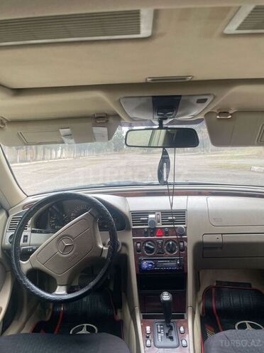Mercedes C 240 1997, 450,000 km - 2.4 l - Qazax