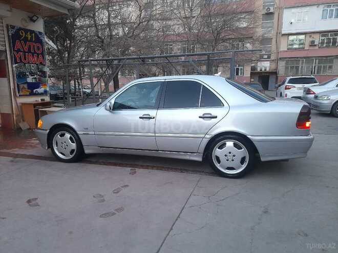 Mercedes C 240 1999, 366,621 km - 2.4 l - Bakı