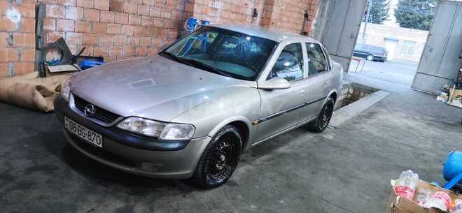 Opel Vectra 1996, 240,000 km - 1.8 l - Zaqatala
