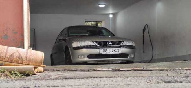 Opel Vectra 1996, 240,000 km - 1.8 l - Zaqatala