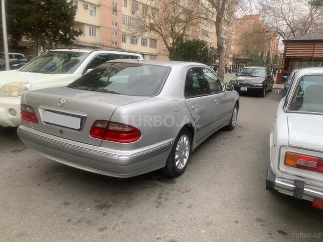 Mercedes E 270 1999, 290,000 km - 2.7 л - Bakı